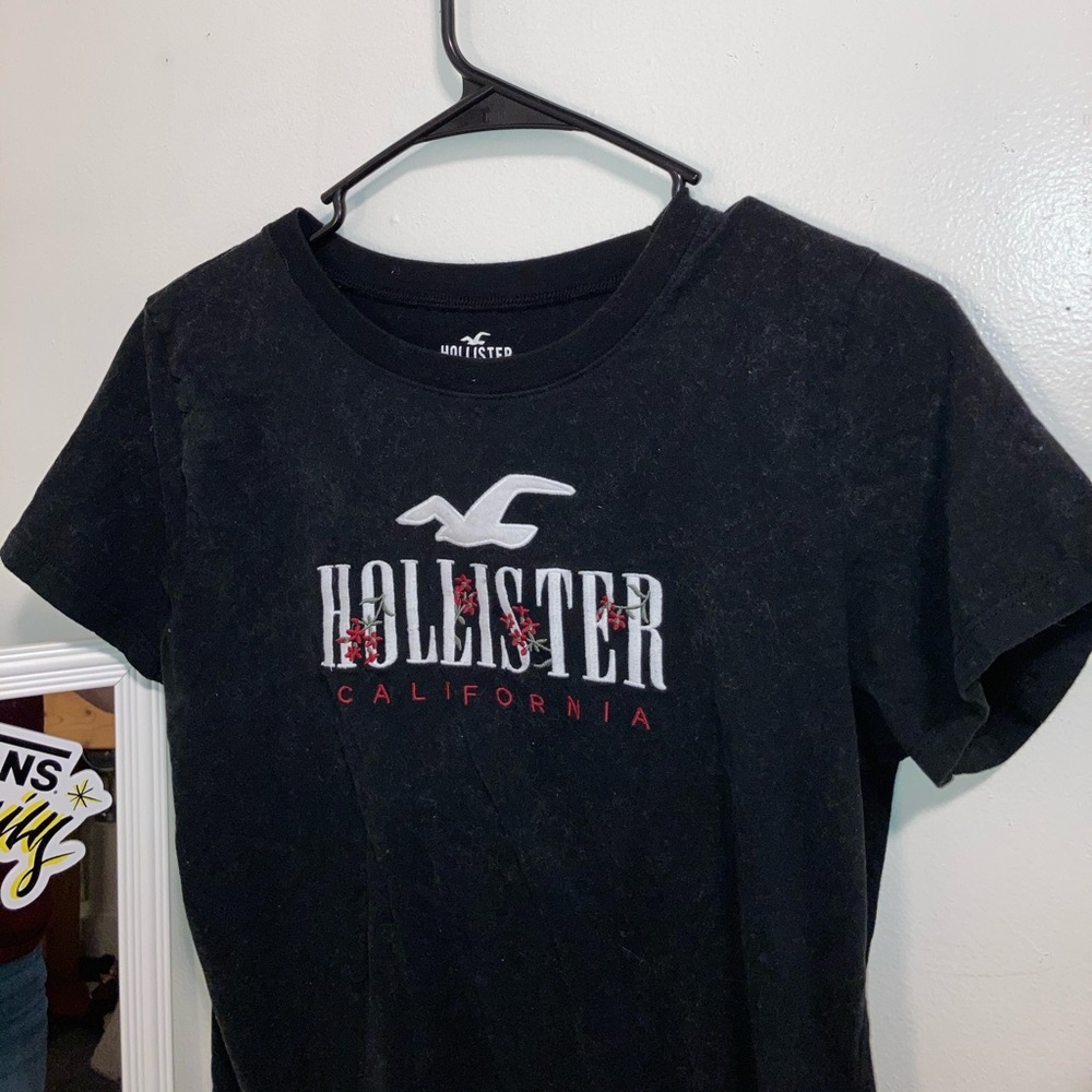 Holister T-shirt